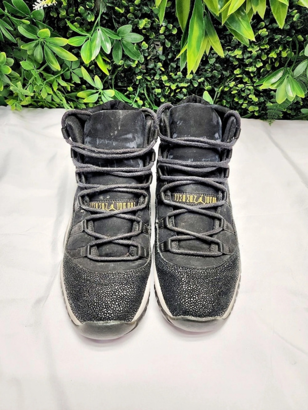 Air Jordan 11 Retro Premium HC Stingray" GS Size 6.5Y (Women's 8)